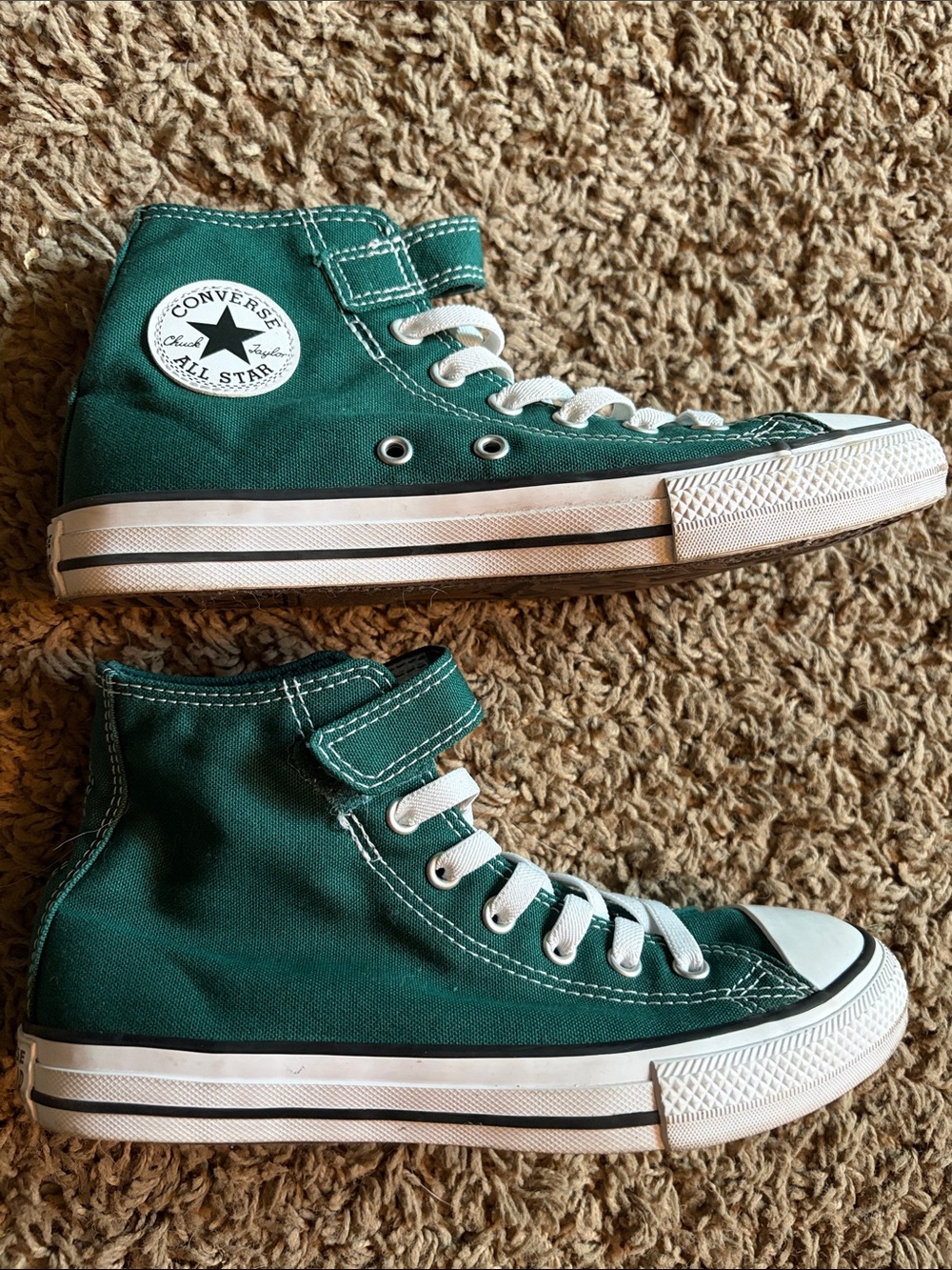 Converse Green High Top Sneakers with White Laces - Picture 3 of 6